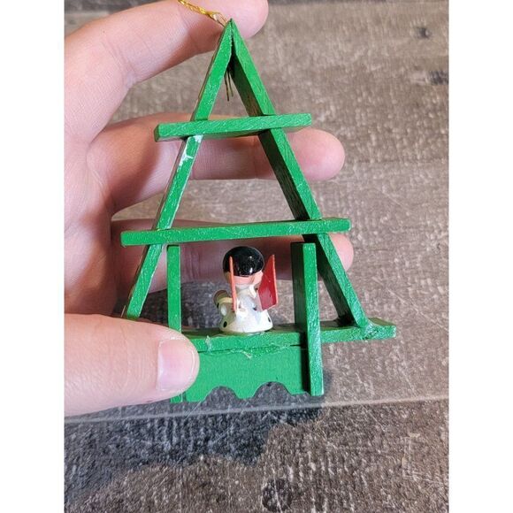 Wooden tree angel cherub ornament Xmas decor - Picture 4 of 5